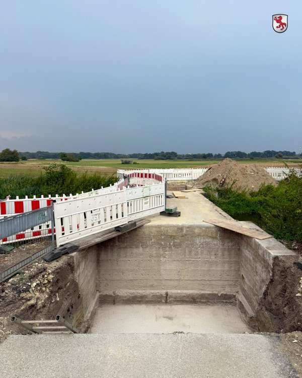 Abbruch der Brücken am Teilungswehr